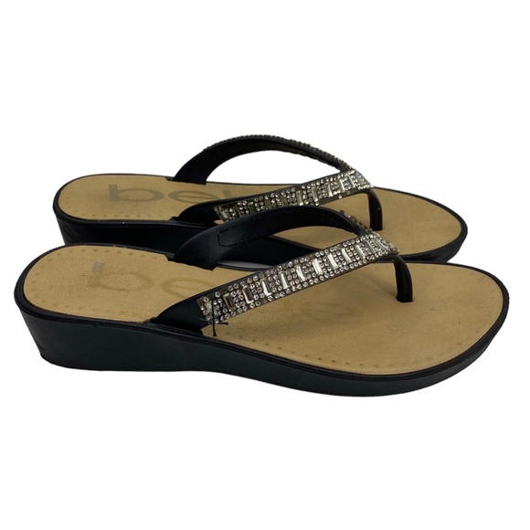 💕SALE💕 Bebe Girls Diamond Embellished Sandals - Picture 2 of 5